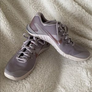 New Women’s Nike Metcon 4 LM size 8.